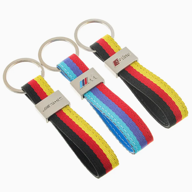 Middle Logo Silver Metal Keychain – Premium Car Key Ring for BMW ///M, Mercedes AMG & Audi S Line – Luxury Auto Key Holder