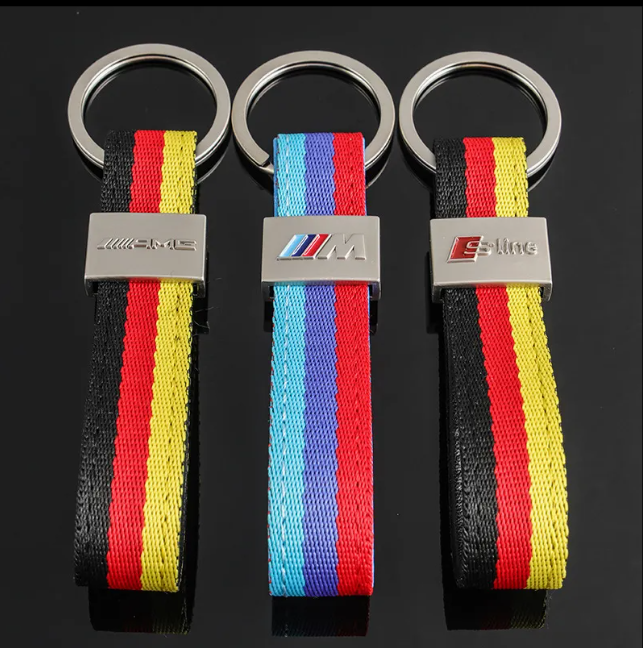 Middle Logo Silver Metal Keychain – Premium Car Key Ring for BMW ///M, Mercedes AMG & Audi S Line – Luxury Auto Key Holder
